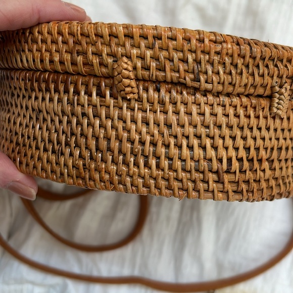 Rattan Canteen Bag Crossbody Purse Dark Natural Tan w Paisley Cloth Snap Closure - Picture 7 of 8